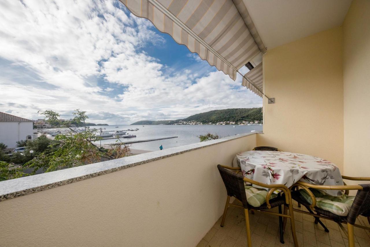 Apartments By The Sea Supetarska Draga - Donja, Rab - 11769 Exterior foto